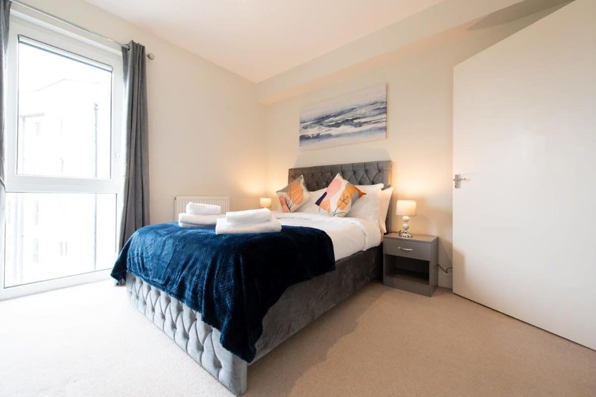 Fantastic 1 Bed Apartment In Crawley Ngoại thất bức ảnh